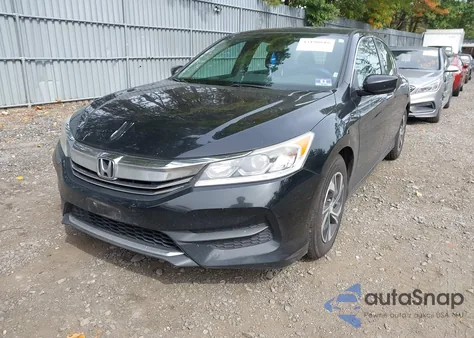 2017 Honda Accord Lx z USA, uszkodzony, nr VIN 1HGCR2F30HA301164
